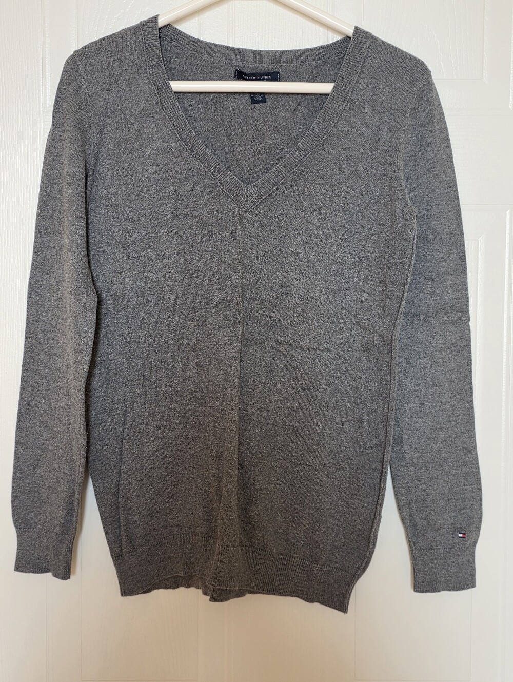 Tommy Hilfiger Gray V-Neck Sweater Small